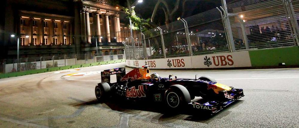 Beim Nachtrennen in Singapur holte Sebastian Vettel seinen neunten Saisonsieg im 14. Rennen.