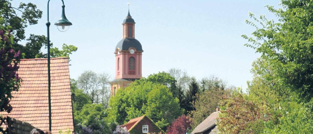 Keine schöne Aussicht. An der Kirche soll der Funkturm stehen.