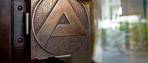 Die Bundesagentur für Arbeit will Stellen streichen.