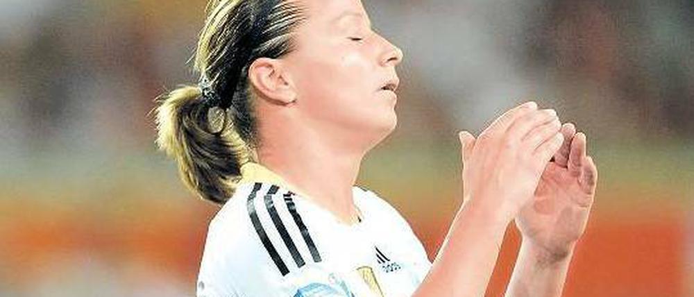Inka Grings, 32, absolvierte