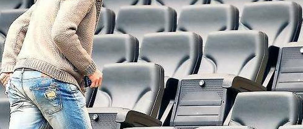 Er darf Platz nehmen. Maik Franz ist nun in Berlin angekommen. Foto: dpa