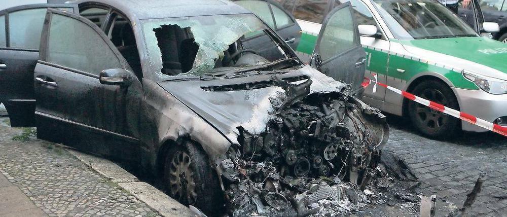 Ausgebranntes Auto
