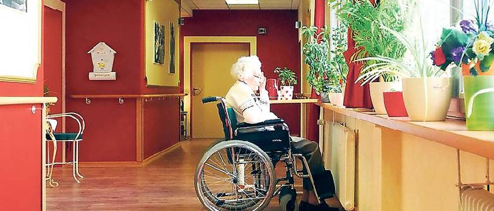 Wer kümmert sich künftig? Der Arbeitgeber-Pflegeverband spricht sich für Zuwanderung auch aus Ländern außerhalb der Europäischen Union aus. 