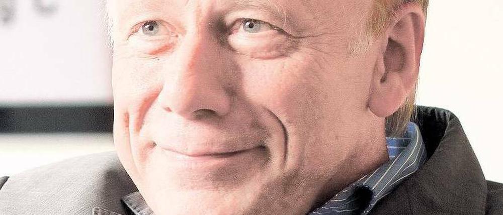 Jürgen Trittin wurde 1954 in Bremen geboren und erlebte dort als Schüler die große Aufbruchszeit des westdeutschen Theaters. 