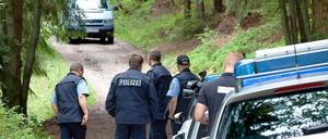 Die Leiche des Mädchens wurde in einem Waldstück gefunden.