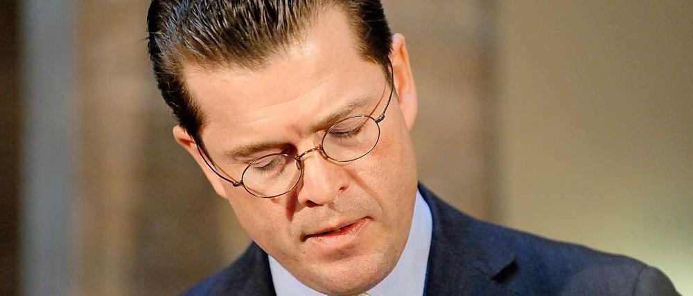 Er sagt erst einmal Tschüss. Karl-Theodor zu Guttenberg will eine Auszeit nehmen