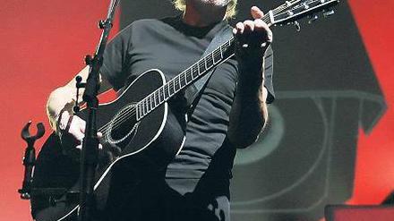 Stein für Stein. Roger Waters als Pink in der O2-World. Foto: dpa