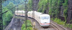 Heißes Eisen. Noch immer hat die Bahn die Probleme mit den Klimaanlagen nicht im Griff. Dabei sollte es ab Juni besser werden. Foto: dpa