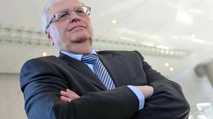 Theo Zwanzigers Position ist stark, aber der DFB-Präsident muss Missstände nun auch offen anprangern.