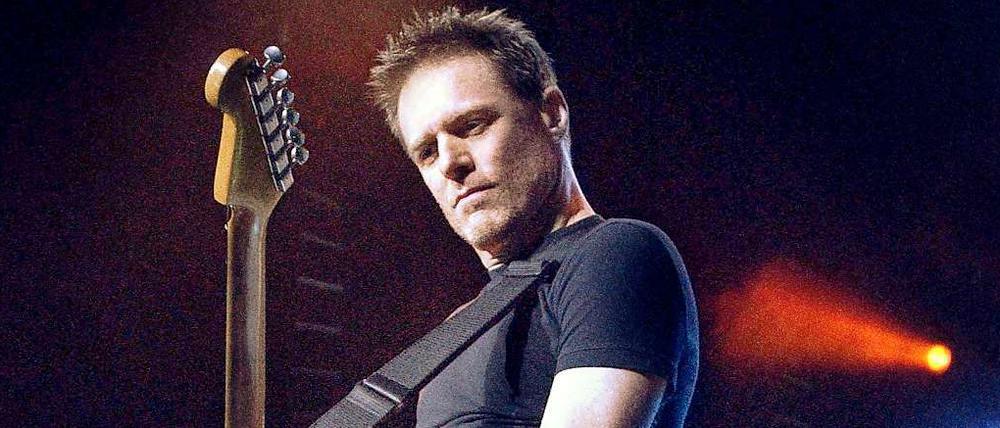 Bryan Adams.