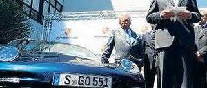 Antrittsbesuch. Der grüne Regierungschef Kretschmann gibt Porsche die Ehre.Foto: dpa
