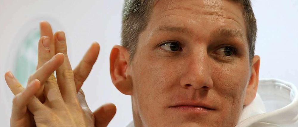 Ein gebrochener Zeh hindert Bastian Schweinsteiger am Einsatz bei den anstehenden Länderspielen.