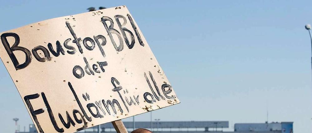 Baustopp, neuer Standort oder was? In und um Schönefeld gibt es viele Bürgerinitiativen.