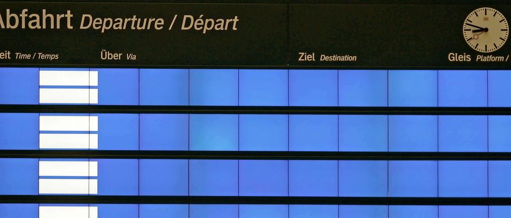 Kein Zug, nirgends. Viele Städte in Deutschland sind vom direkten Fernzugnetz abgeschnitten.