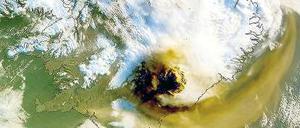 Die Grenzwerte in Deutschland wurden so hoch angesetzt, dass bei einer Aschekonzentration wie im letzten Jahr keine Flüge ausfallen würden. Der Grímsvötn auf einem Satellitenbild der Nasa. 