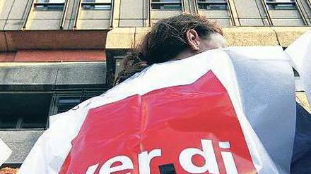 Zurück auf Start? Kurz vor der Tarifeinigung stellte Verdi Nachforderungen. Nun droht erneut Streik an der Charité. 