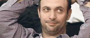 Glasige Augen. Füchse-Geschäftsführer Bob Hanning verfolgte am Dienstag infektgeschwächt den historischen Sieg gegen Frisch Auf Göppingen. 