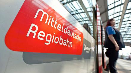 Bitte nicht einsteigen! Im Tarifkonflikt ruft die Lokführergewerkschaft erneut zu einem mehrtägigen Streik bei den privaten Bahnbetreibern auf.