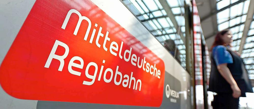 Bitte nicht einsteigen! Im Tarifkonflikt ruft die Lokführergewerkschaft erneut zu einem mehrtägigen Streik bei den privaten Bahnbetreibern auf.