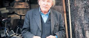 Die ganze Gegend erzählen, auf tausend Seiten. Der 68-jährige Schriftsteller Peter Kurzeck. Foto: Jürgen Bauer/Ullstein-Bild