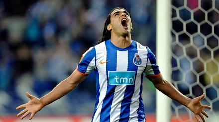 Immer das gleiche Bild. Portos Stürmer Falcao bejubelt einen seinen vier Treffer gegen Villarreal.