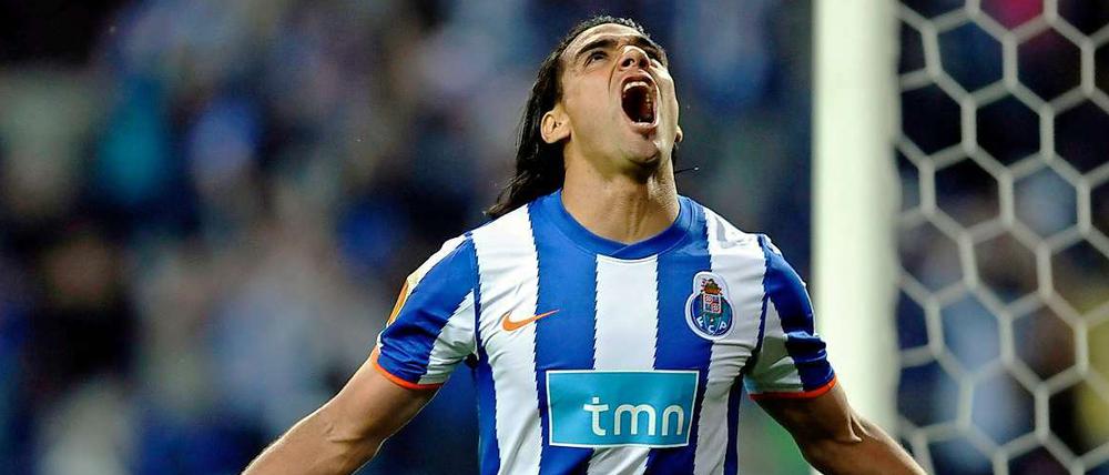 Immer das gleiche Bild. Portos Stürmer Falcao bejubelt einen seinen vier Treffer gegen Villarreal.