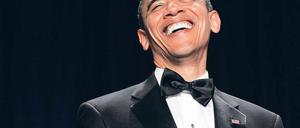 Fähig zur Selbstironie. Beim Korrespondentendinner des Weißen Hauses nahm US-Präsident Barack Obama sich selbst auf die Schippe. Er verschonte aber auch politische Gegner nicht. Obamas Spott zielte dabei vor allem auf diejenigen Republikaner, die bei der Präsidentschaftswahl 2012 antreten wollen, darunter Michele Bachmann von der erzkonservativen Tea-Party-Bewegung.