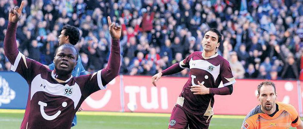 Das Dutzend ist voll. Mit seinem zwölften Saisontor schoss Didier Ya Konan seinen Klub Hannover 96 gegen die TSG Hoffenheim in Führung – Hannover bleibt auf Rang drei der Tabelle.