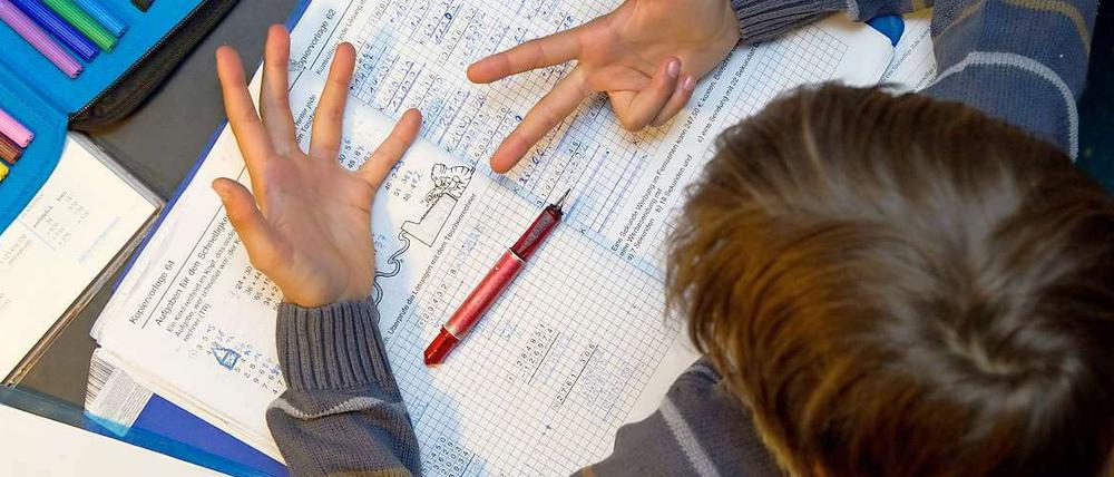 200.000 Kinder aus einkommensschwachen Familien in Berlin können vom Bildungspaket profitieren.