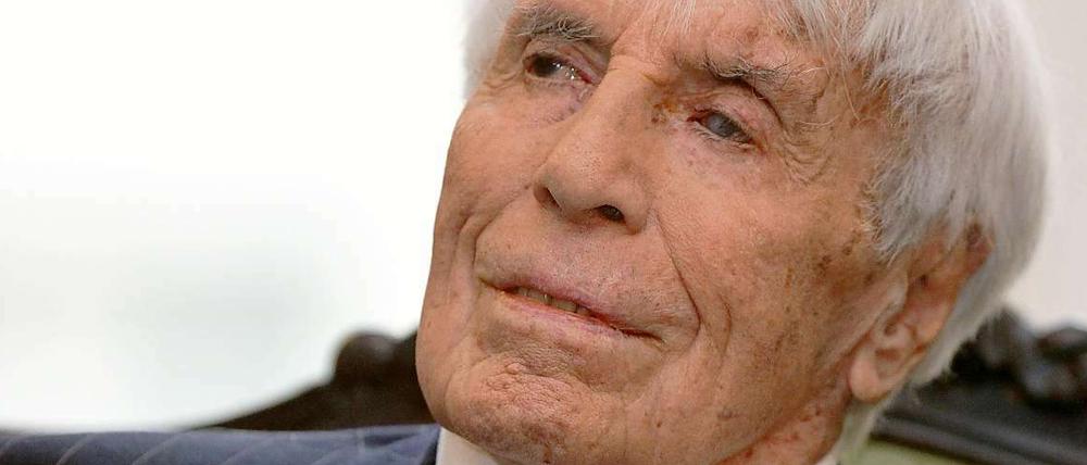 Für den 107-jährigen Johannes Heesters ist die Ausladung "eine Katastrophe".