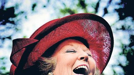 Damenbesuch. In zwei Wochen kommt Königin Beatrix und schaut sich verschiedene Einrichtungen in Charlottenburg, Friedrichshain, Mitte und Neukölln an.