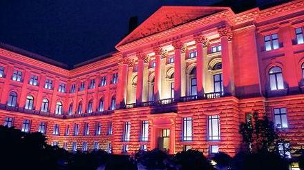 Wechselt die Farbe? Vorerst nicht. Der Bundesrat bleibt auch nach der Baden-Württemberg-Wahl eine Kammer ohne Mehrheit. 