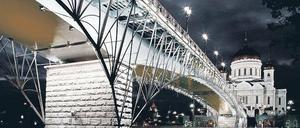 Ins rechte Licht gerückt. Diese Fußgängerbrücke in Moskau erstrahlt mit Lampen von Osram.