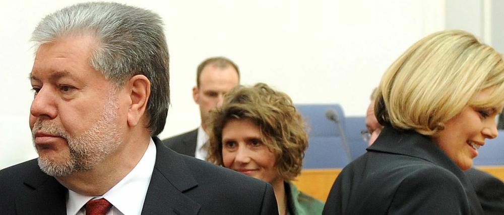 Der rheinland-pfälzische Ministerpräsident Kurt Beck (SPD), die Spitzenkandidatin von Bündnis 90/Die Grünen für die Landtagswahl in Rheinland-Pfalz, Eveline Lemke (m.) und die Spitzenkandidatin der CDU, Julia Klöckner.