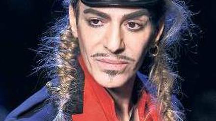 Ausfälle in der Stamm-Bar. John Galliano, Chefdesigner des Modehauses Dior. 
