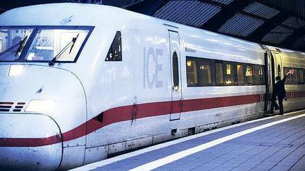 Problemzone. Die Deutsche Bahn machte 2010 vor allem mit unzuverlässigen Zügen Schlagzeilen. Im Sommer kollabierten Klimaanlagen, in den Wintermonaten machten Eis und Schnee den ICEs, aber auch einigen Regionalzügen Probleme. Viele standen lange in den Werkstätten.