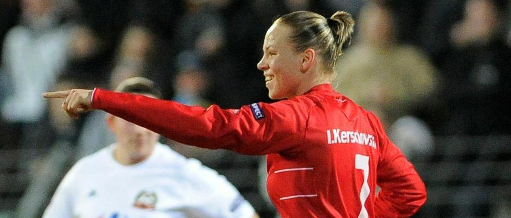 Die Potsdamerin Jennifer Zietz jubelt nach dem 1:0.