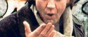 Zwischen den Welten. Bruno Ganz in Wim Wenders’ „Der Himmel über Berlin“ (1986) 