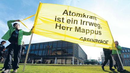 Rückenwind. Die Debatte um die Zukunft der Atomkraft bestimmt die letzten Tage des Wahlkampfs in Baden-Württemberg.