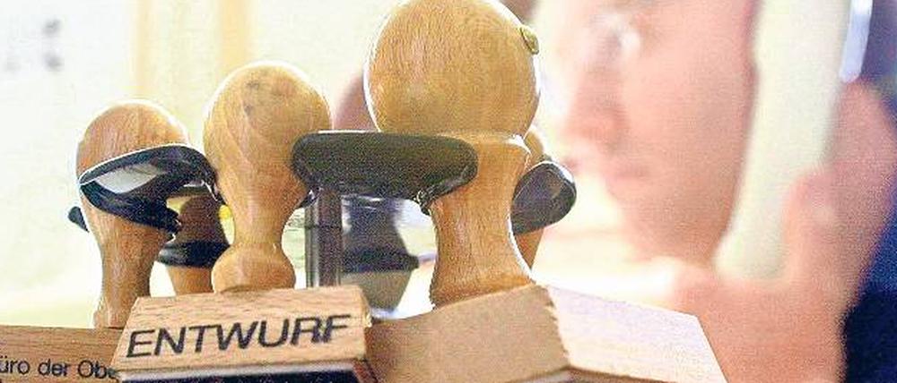 Ein erster Haushaltsplan. Nach der Vorlage von Finanzsenator Ulrich Nußbaum (parteilos für die SPD) will der Senat am heutigen Dienstag die Eckwerte für den Etat 2012/13 beschließen.