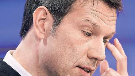 Das ging ins Auge. Telekom-Chef René Obermann hat das Amerikageschäft schon lange keine Freude mehr gemacht. Seit über einem Jahr sucht er nach einer Lösung. Foto: dpa