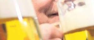 Am Ziel. Für den Spitzenkandidaten der CDU, Reiner Haseloff, ist das Ergebnis der größte Erfolg seiner Politikerkarriere. Er wird nun wohl Ministerpräsident. Foto: Michael Kappeler/dpa