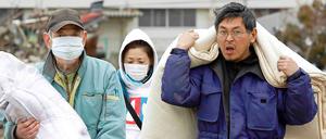 Die Situation der Erdbeben- und Tsunami-Opfer in Japan bleibt schwierig. 