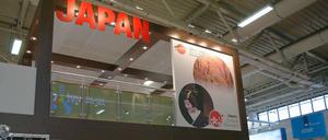 Normaler Betrieb - so scheint es - herrscht am Tag des Erdbebens am japanischen Stand auf der ITB.
