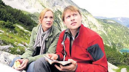 Wer war’s? Thomas Hafner (Max Riemelt) gerät für die Münchner Kommissarin Hanna Weiß (Katja Flint) unter Mordverdacht. Foto: ZDF