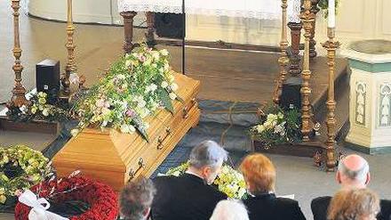 Stilles Gedenken. Stobbe war am 19. Februar verstorben. Foto: dpa