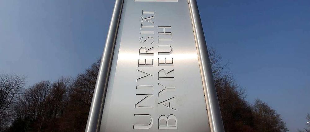 An der Uni Bayreuth schrieb Karl-Theodor zu Guttenberg seine Doktorarbeit.