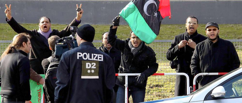Demonstration zur Unterstützung für den Volksaufstand in Libyen.