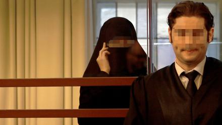 Filiz G. (im Hintergrund) im Berliner Kammergericht