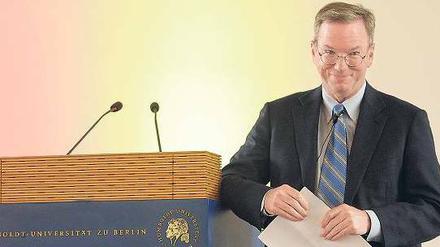 Für die Forschung. Google-Chef Eric Schmidt kündigte am Mittwoch Millionen-Investionen in der Hauptstadt an. Foto: dapd